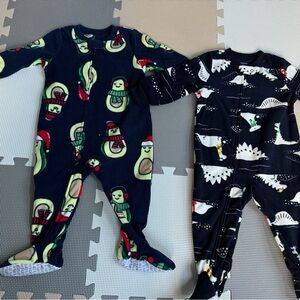 Like New Carter’s Fleece Pajama 2 piece set - 12 Months